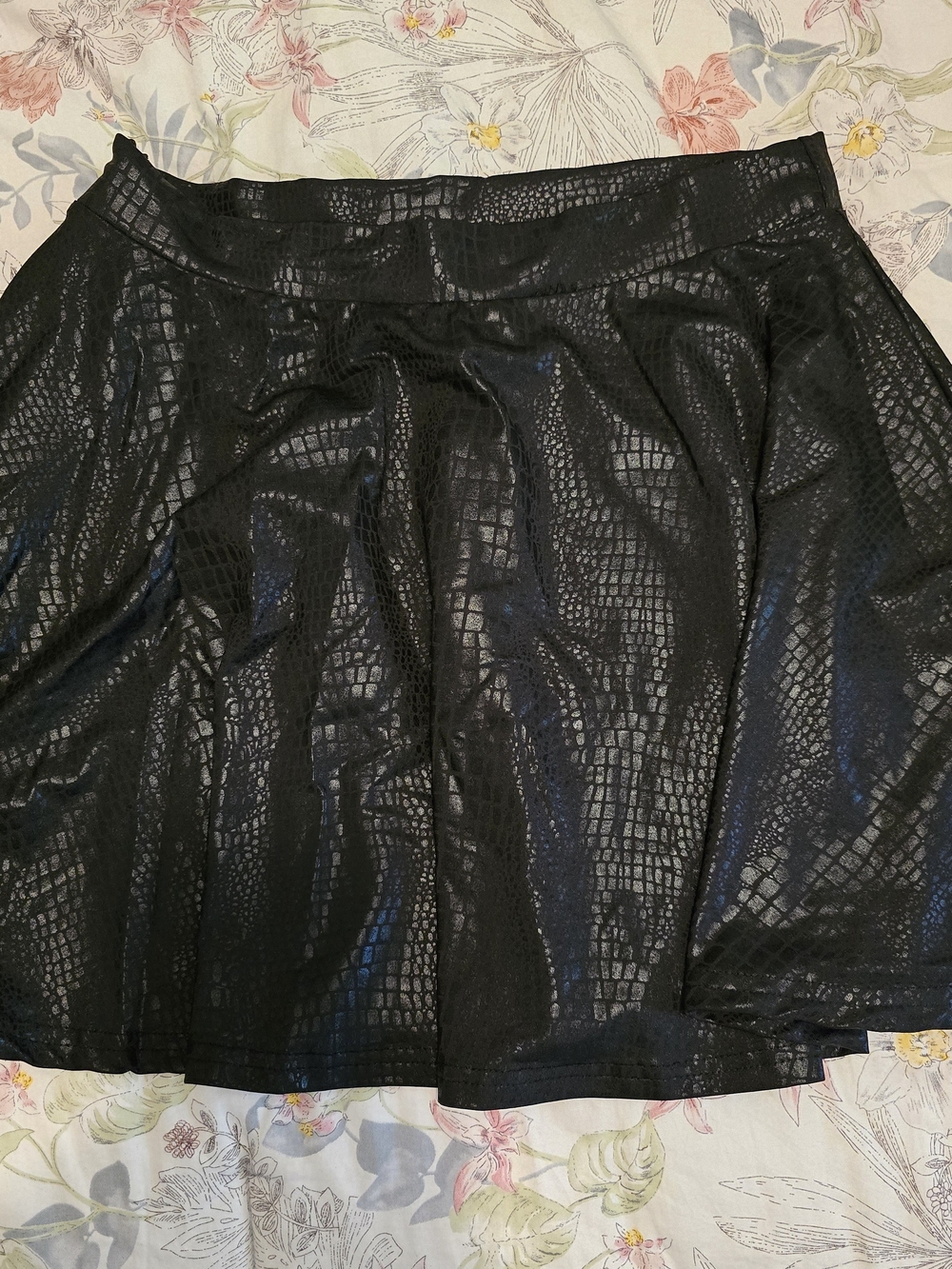 SHEIN Black Faux Croc A-Line Skirt with Elastic Waist